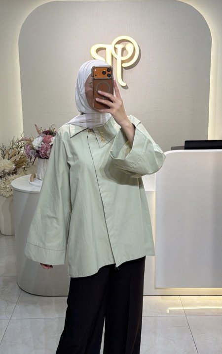 قميص قبة جانبية